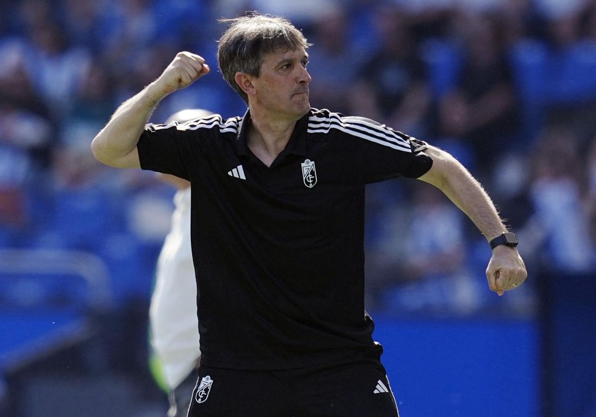 No estamos acostumbrados en Granada a vagar por la Segunda División, al menos en este siglo. Diego Martínez hizo un milagro con una plantilla nueva tras el fracaso del Granada de Oltra, pero fue eso: un milagro.

Si hay alguien que puede ilusionarnos ahora es él.