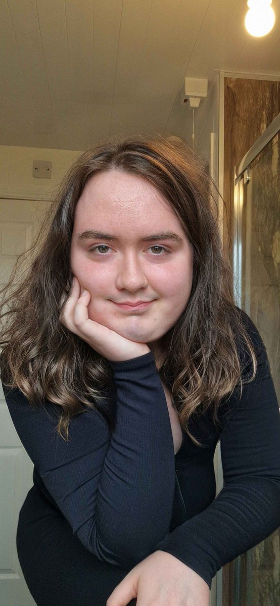 Quod_Matter's tweet image. me and my flags 💙🩷🤍🩷💙