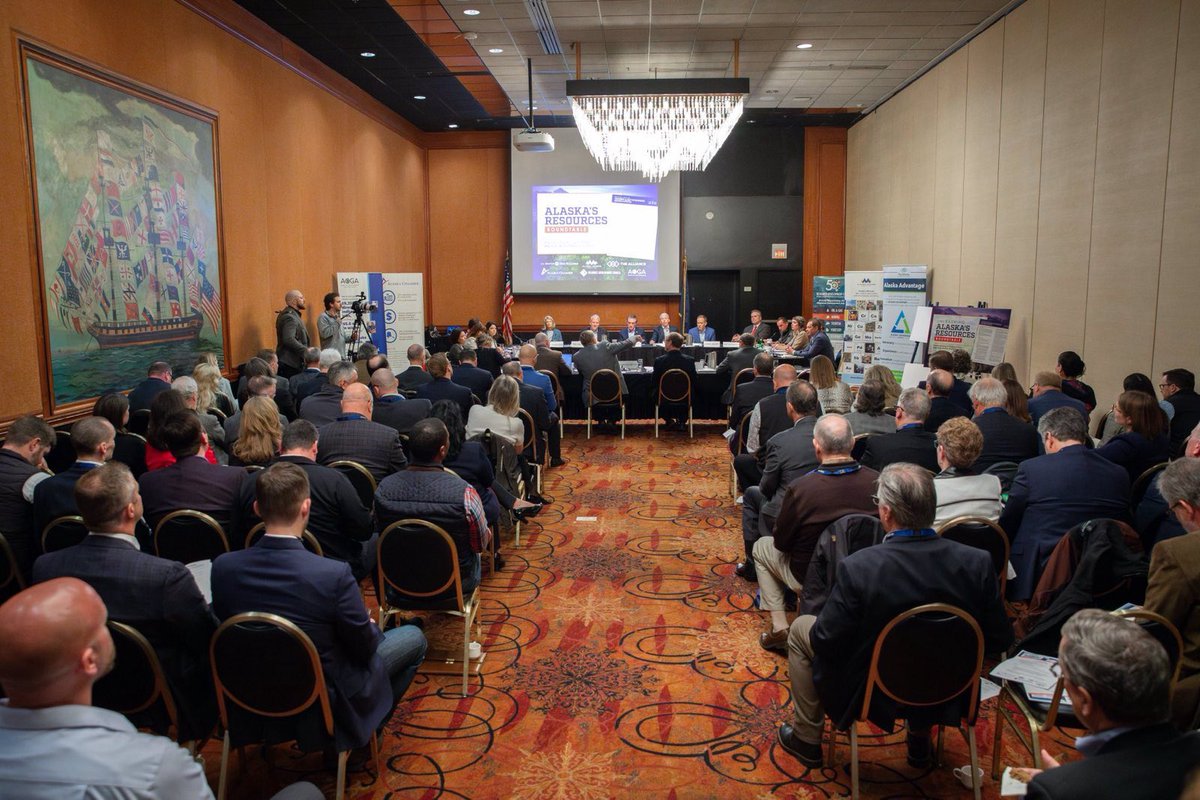 Proud to join a roundtable discussion in Anchorage, Alaska, with my fellow cabinet officials, Alaska’s elected officials, and local energy producers. 

We're unlocking Alaska’s energy, putting American workers first, and empowering our nation with innovation — not regulation.