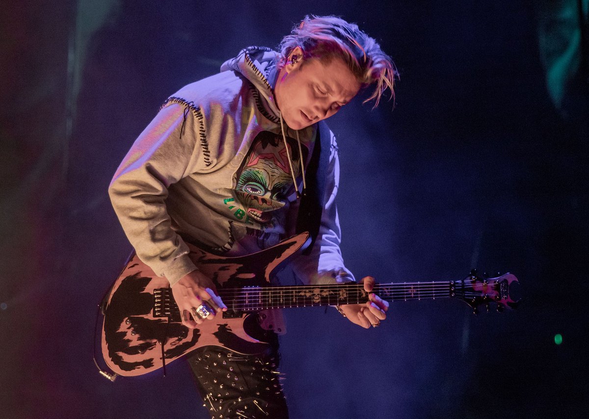 Syn Gates at Target Center in Minneapolis, Minnesota on the 1st leg of the Life is But a Dream… North American Tour - 29th July 2023

📷: Jeff Kunze