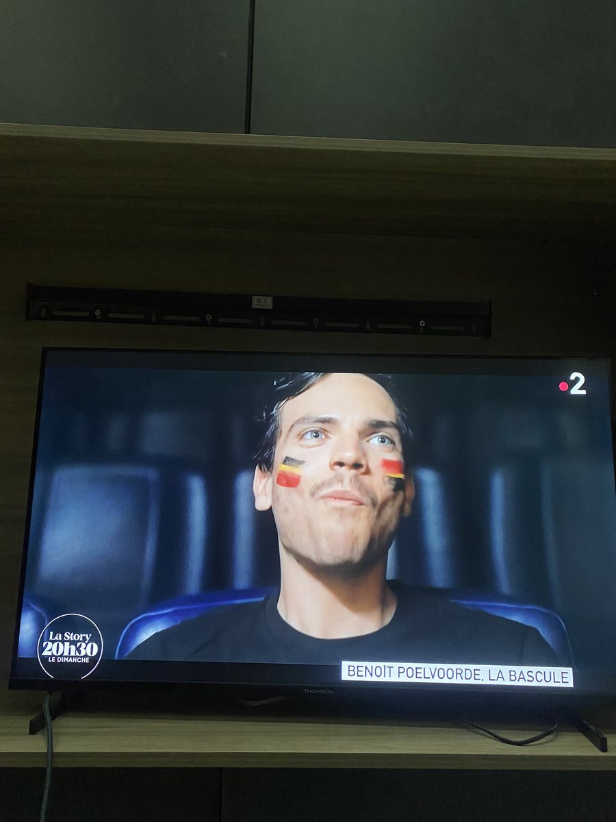 engatom44's tweet image. Superbe docu sur France 2, comme à chaque fois, et le dénominateur commun c’est sûrement la présence récurrente de ce figurant/acteur. Il crève l’écran ! Véritable genie du cinéma muet ou futur grand comédien ? 
#France2 #cinema #acting #souscote #television