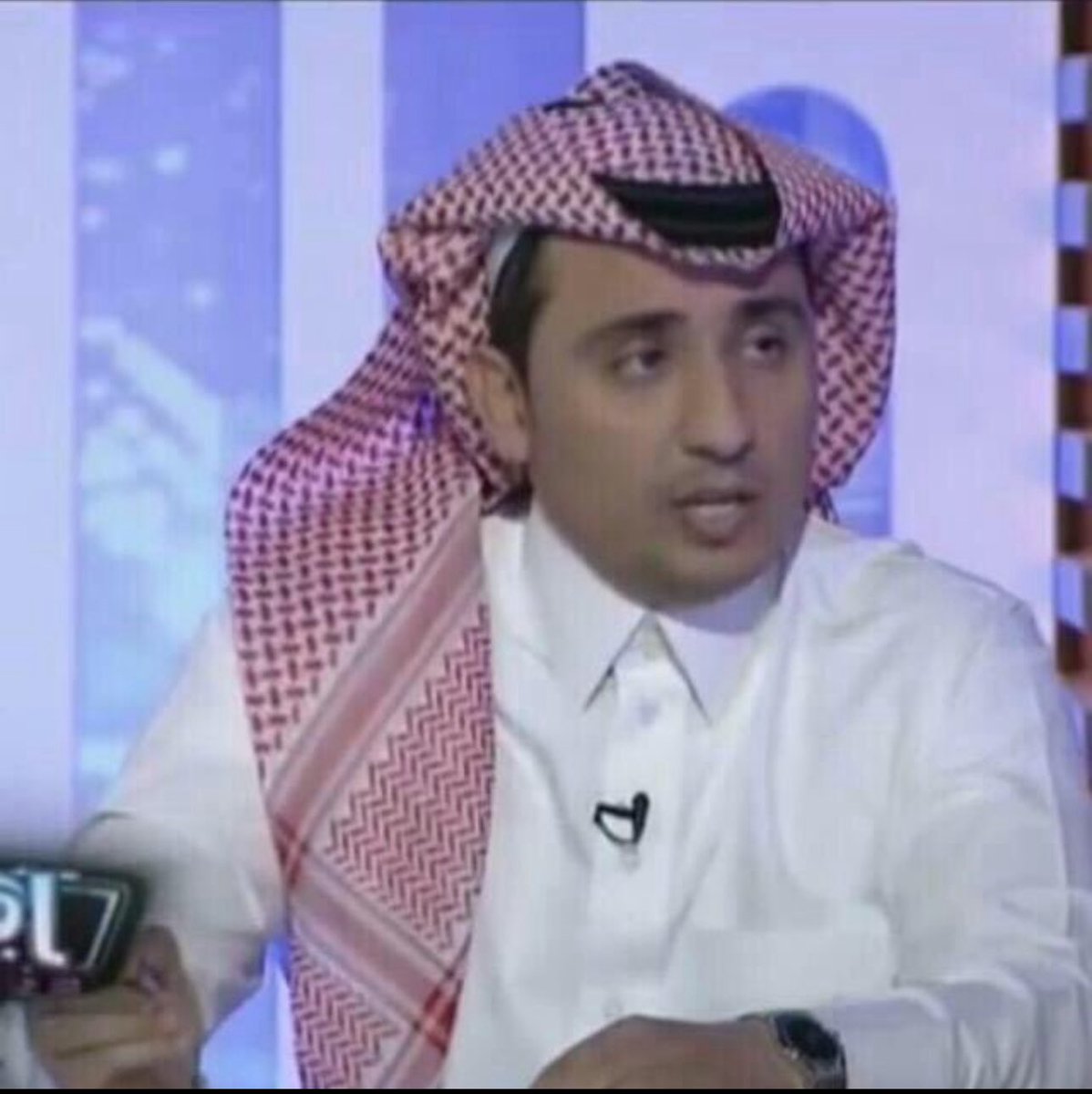 #تعزية

انتقل إلى رحمة اليوم #المهندس_عجب_بن_عبدالله_فهيد_الناهسي_الشهراني ؛ بعد معاناة مع المرض بمستشفى الملك فهد التخصصي بالدمام . بعد معاناة مع المرض 
وقد عمل بالمؤسسة العامة للتدريب التقني والمهني 
مدربا بقسم التشييد بالكلية التقنية بأبها ثم انتقل للعمل مديرا عاما للمشاريع