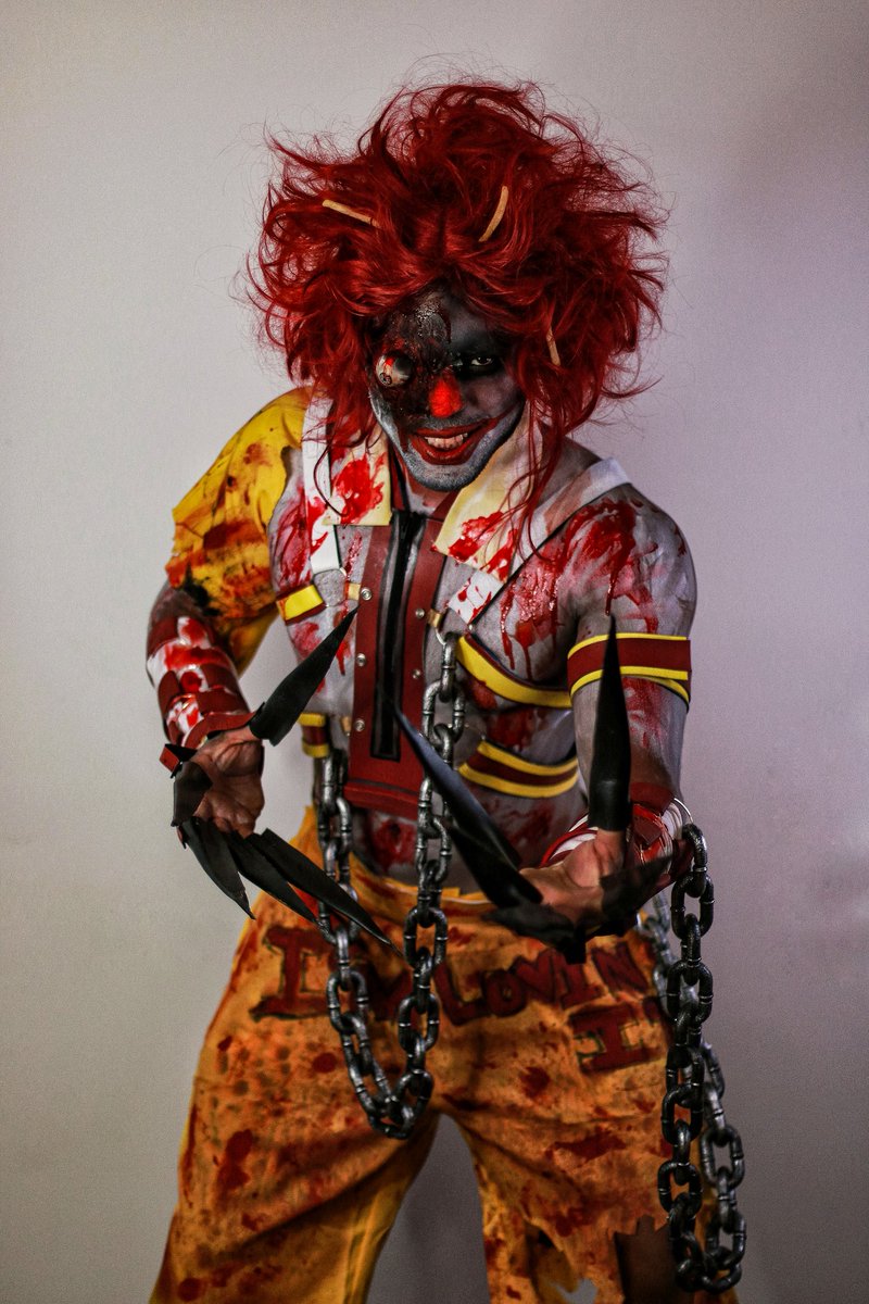 DJCroft_'s tweet image. Giving a possessed Ronald McDonald 😈
-Costume and prosthetics fully handmade 
📸 Tonny Caicedo 
.
.
#ronaldmcdonald #mcdonalds #cosplay #horror #scary
