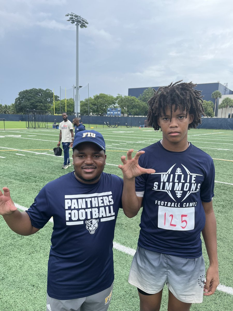 DMarshall13_'s tweet photo. had a great time at FIU camp, got some extra work in today ! 💰🐾@FIUFootball @FIUFBRecruiting @HCWillieSimmons @CoachAyeo @KennethGilstrap @bhernyscoutguy @coachwolfe16 @Coach_DMarshall https://t.co/j25ph1PzyR