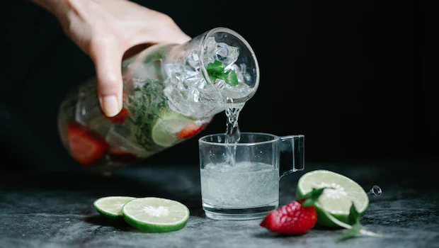 Summer Detox Drink: Mint-Fennel Water To Beat Heat, Bloating And Gut Issues
food.ndtv.com/beauty/mint-fe…
#summer #detoxdrink #guthealth