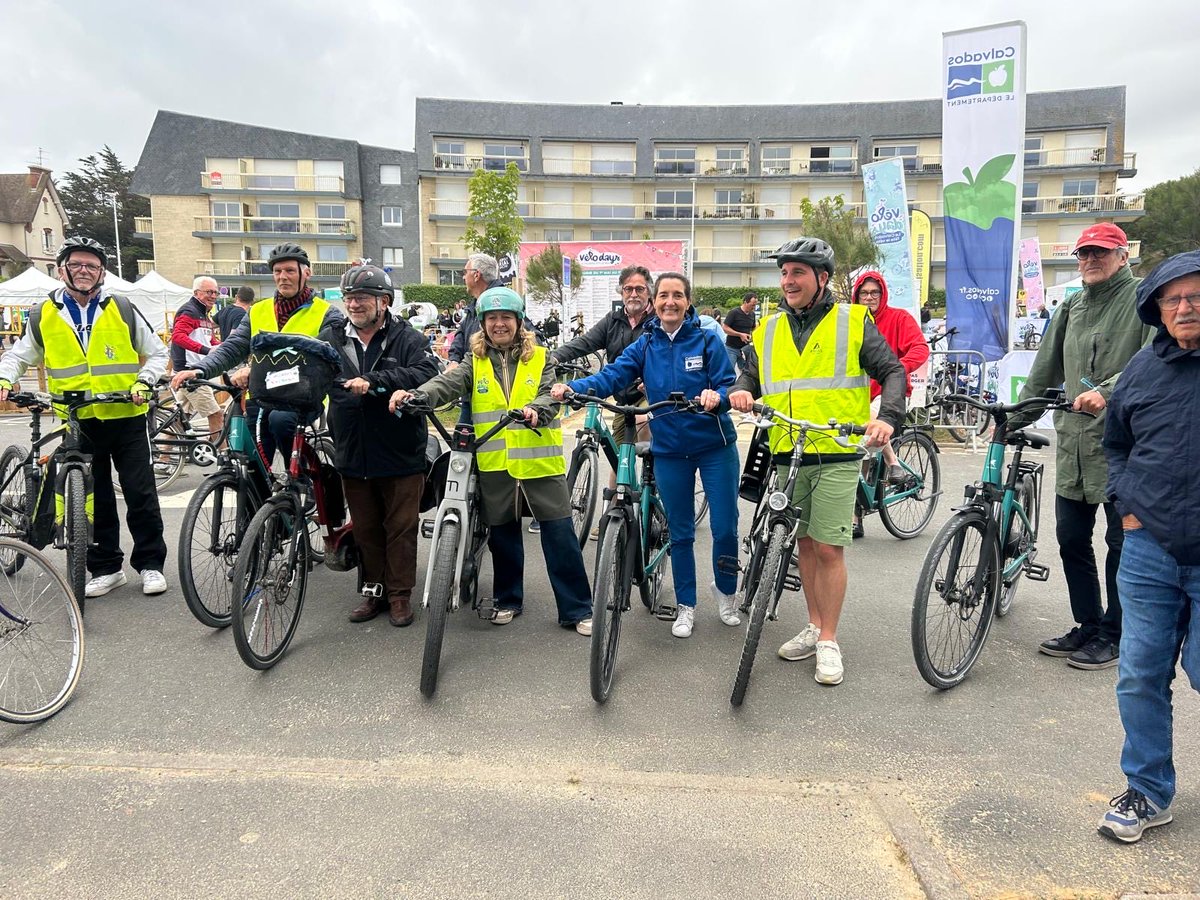 Bail Romain (@bailromain) on Twitter photo Très grand succès des #Vélodays organisés par le Département du <a href="/CalvadosDep/">( parti sur Bluesky) Calvados Département🍏🌊</a> à <a href="/OuistrehamRB/">Ouistreham Riva-Bella</a> 🌊 <a href="/AudreyGadenne/">Audrey Gadenne</a> <a href="/SSimonnet/">Sophie Simonnet</a> <a href="/JoyauNicolas/">Nicolas Joyau</a> <a href="/Caenlamer/">Caen la mer</a> sous le ☀️ Très grand succès des #Vélodays organisés par le Département du <a href="/CalvadosDep/">( parti sur Bluesky) Calvados Département🍏🌊</a> à <a href="/OuistrehamRB/">Ouistreham Riva-Bella</a> 🌊 <a href="/AudreyGadenne/">Audrey Gadenne</a> <a href="/SSimonnet/">Sophie Simonnet</a> <a href="/JoyauNicolas/">Nicolas Joyau</a> <a href="/Caenlamer/">Caen la mer</a> sous le ☀️