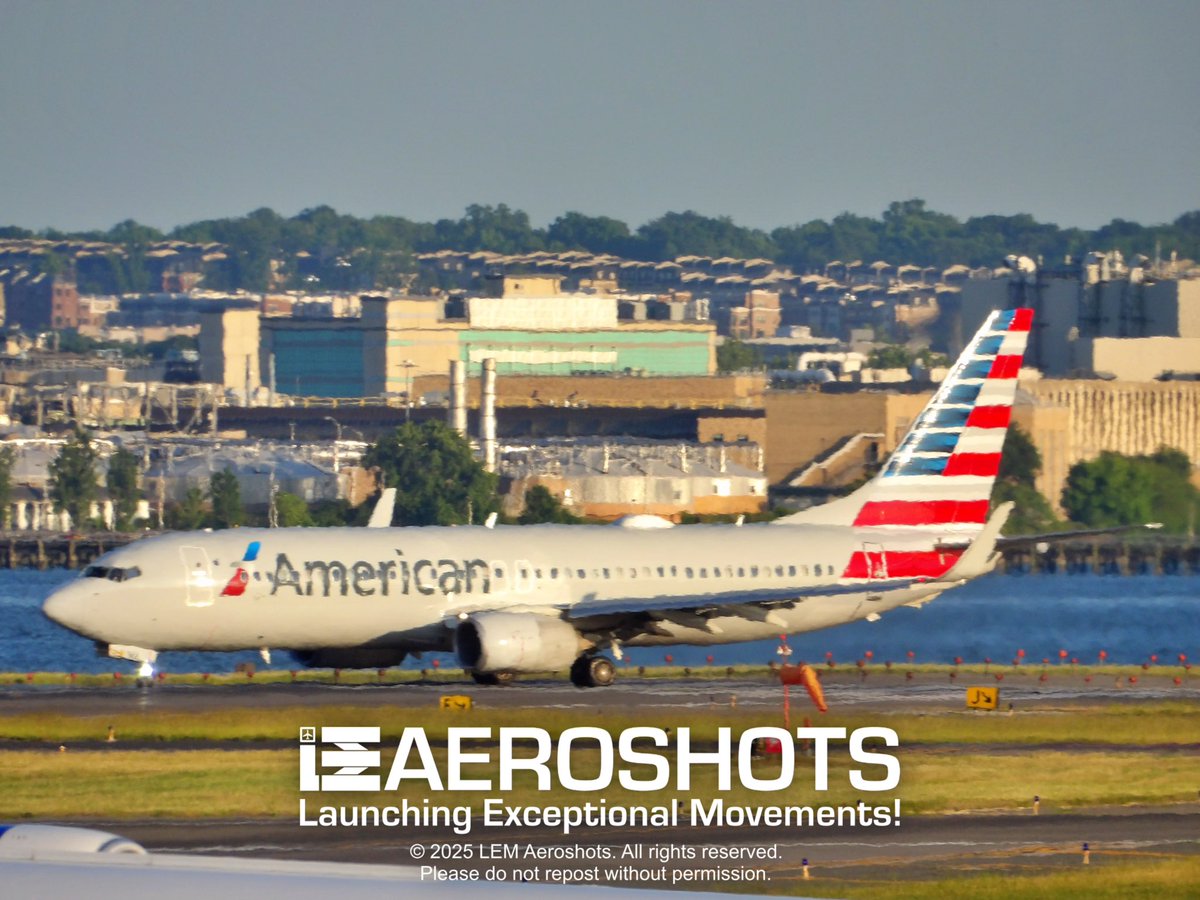LEMAeroshots's tweet image. The sun is setting, and we’re about to take off into a new week! -LEM 🌅🌅🌅🌅

✈️ @AmericanAir @Boeing 737-800 🌐 @TravelOneWorld 🔢 #N927NN 📍 DCA (@Reagan_Airport) 🛫 Runway 1 🗓️ May 25, 2023 📸 @Kodak @KodakPIXPRO AZ528

#LEMAeroshots #FlyReagan #American #Takeoff #TeamMWAA