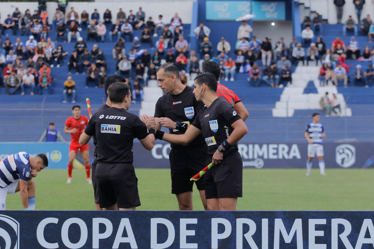 Copa de Primera APF (@copadeprimera) on Twitter photo ⏱️ 15'
➡️ <a href="/Club2deMayo/">Club Sportivo 2 de Mayo</a> 0
➡️ <a href="/Libertad_Guma/">Club Libertad</a> 0
🗓 Fecha 22.
#AperturaAPF2025 🇵🇾
#CopaDePrimera 🏆 ⏱️ 15'
➡️ <a href="/Club2deMayo/">Club Sportivo 2 de Mayo</a> 0
➡️ <a href="/Libertad_Guma/">Club Libertad</a> 0
🗓 Fecha 22.
#AperturaAPF2025 🇵🇾
#CopaDePrimera 🏆