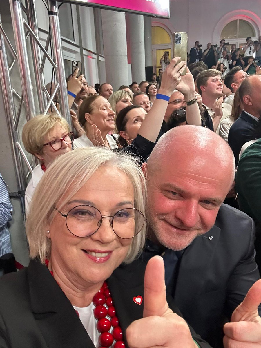 Polska cała! 🇵🇱🇵🇱🇵🇱
Dziękujemy! <a href="/DorotaNiedziela/">Dorota Niedziela</a>