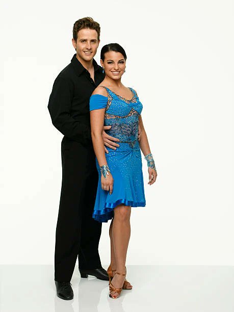 June 1st-In 2005, @JoeyMcintyre appeared on the round 1 episode of season 1 of Dancing With The Stars (@officialDWTS). #OnThisDay #DWTS
