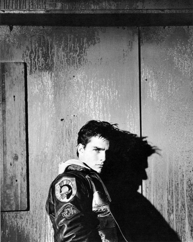 TheCinesthetic's tweet photo. Tom Cruise photographed by Herb on the set of Top Gun, 1986 https://t.co/TcHoDhmzIr