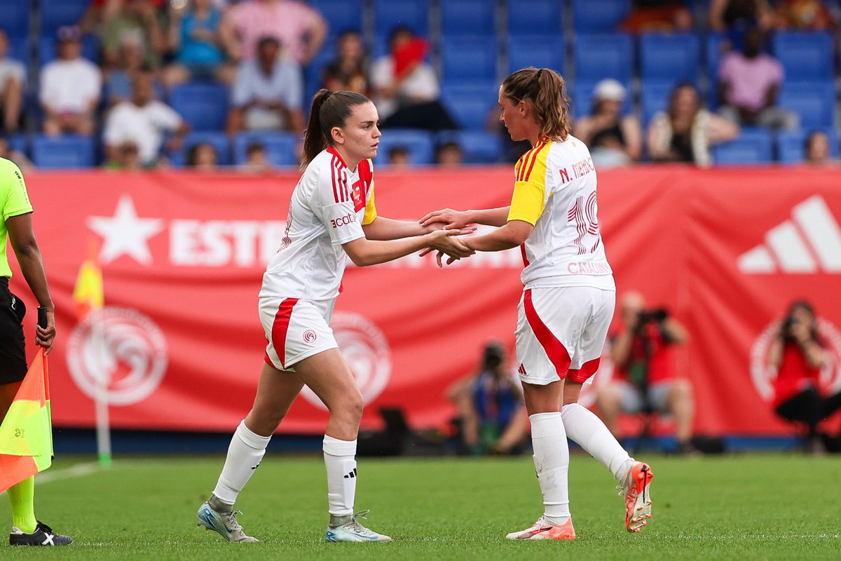RCDEFemeni's tweet photo. ⚪️🔵 Protagonisme blanc-i-blau en el partit de la selecció catalana femenina davant Xile (2-3) amb dos gols de Judit Pablos.

👏 Baudet, titular. Mar Torras, Júlia Guerra i Arola també han tingut minuts. #RCDEFem https://t.co/cp3ocPK9qu