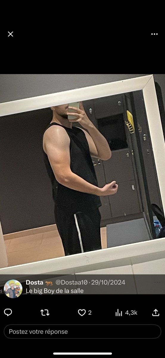 Pierrouch29's tweet photo. @Dostaa10 @FrenchRapUS Vu les poids de fillette que tu soulèves en salle de sport, c’est bien toi qui est « flopesque » entre toi et lui 😉, même pas sûr tu arrives à soulever le LDC 😅 https://t.co/JZMbh50lIT