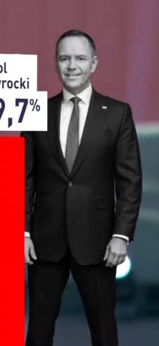 insho__'s tweet photo. ja krzycząca UNO z 20 kartami w dupie 
#Wybory2025 https://t.co/vqFi9JtUkv