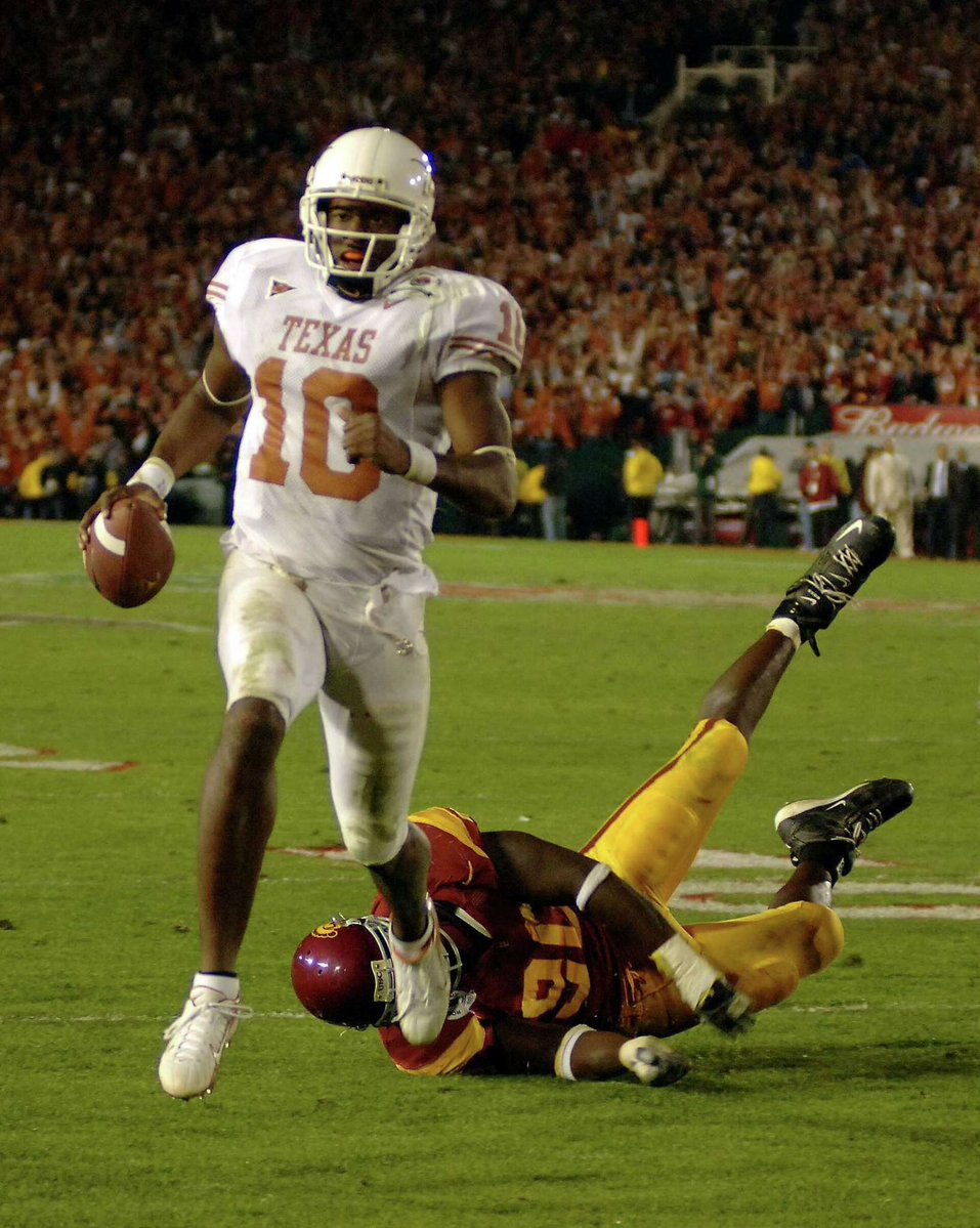 Jayden Wade (@lightsoutwade7) on Twitter photo I am extremely blessed and humbled to say that I have received an offer from The University of Texas <a href="/CoachSark/">Steve Sarkisian</a> <a href="/milwee4/">AJ Milwee</a> <a href="/LacedfactDreams/">Lacedfacts Dreams</a>
<a href="/adamgorney/">Adam Gorney</a> @Zack_poff_MP <a href="/GregBiggins/">Greg Biggins</a> <a href="/dzoloty/">don zoloty</a> <a href="/ChadSimmons_/">ChadSimmons</a> <a href="/QuinnShanbour/">Coach Q</a> <a href="/BrandonHuffman/">Brandon Huffman</a> <a href="/CraigHaubert/">Craig Haubert</a> <a href="/TheUCReport/">Billy Tucker</a> <a href="/DemetricDWarren/">Demetric D. Warren</a> I am extremely blessed and humbled to say that I have received an offer from The University of Texas <a href="/CoachSark/">Steve Sarkisian</a> <a href="/milwee4/">AJ Milwee</a> <a href="/LacedfactDreams/">Lacedfacts Dreams</a>
<a href="/adamgorney/">Adam Gorney</a> @Zack_poff_MP <a href="/GregBiggins/">Greg Biggins</a> <a href="/dzoloty/">don zoloty</a> <a href="/ChadSimmons_/">ChadSimmons</a> <a href="/QuinnShanbour/">Coach Q</a> <a href="/BrandonHuffman/">Brandon Huffman</a> <a href="/CraigHaubert/">Craig Haubert</a> <a href="/TheUCReport/">Billy Tucker</a> <a href="/DemetricDWarren/">Demetric D. Warren</a>