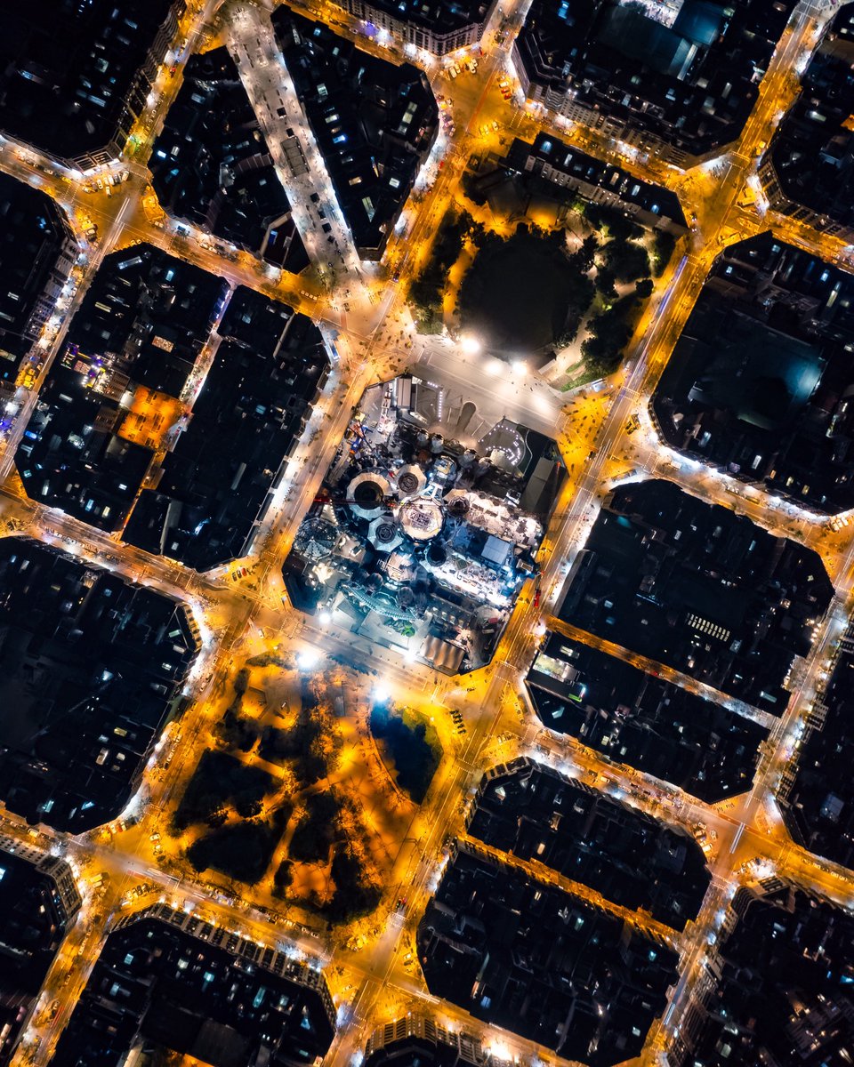 pgsilverX's tweet image. ARTHITECTURE - NY / Paris / BCN @archi_tradition