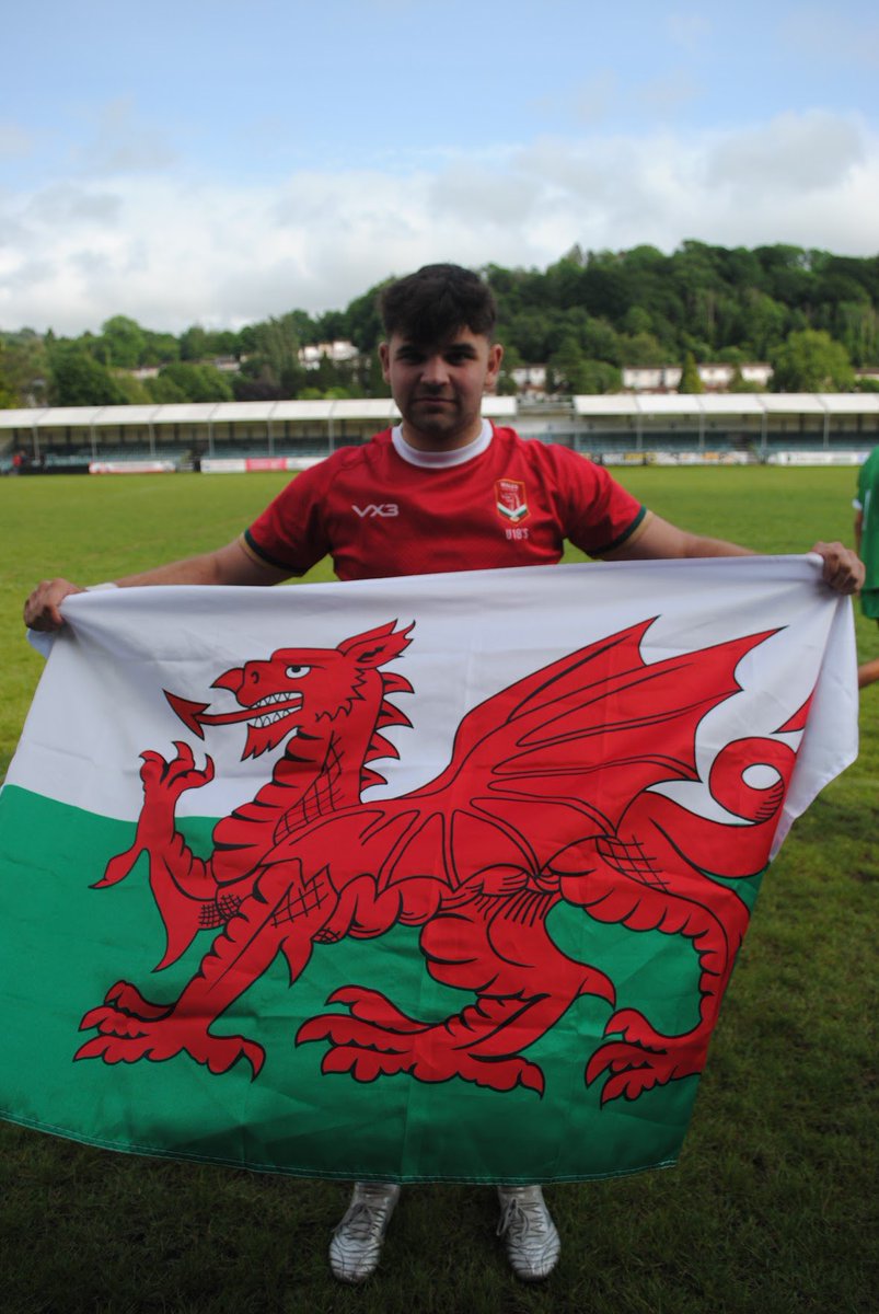 Kelly Jones tweet media