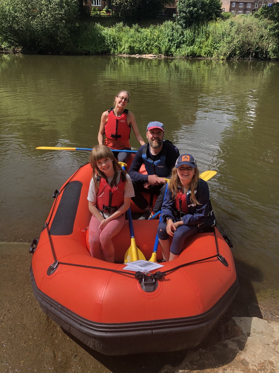 HireCanoe's tweet photo. It's been a mix of sunshine and showers this half term but we welcomed lots of new and returning customers to enjoy a trip on the river. Book online or call 01952 427150 #canoehire #rafthire #riversevern #familydaysout #rafting #bridgnorth #ironbridgegorge https://t.co/zwZ10TGigC