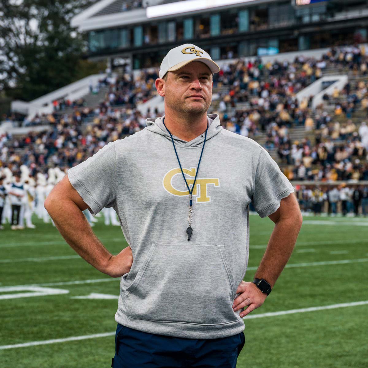 brodysheetzESPN's tweet image. The possibility of J Batt “bringing a friend” is real, as all signs point towards #GeorgiaTech Head Coach Brent Key following his AD to #MichiganState, per source. 

Key led his alma mater to two 7-win seasons in his first two years and a massive Gasparilla Bowl win in 2023.