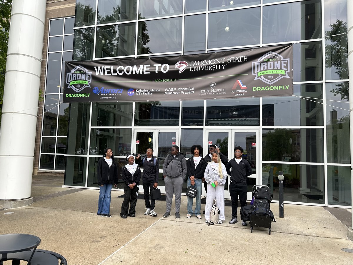 LEAPForwardLEAP's tweet image. DroneKanda just landed in Fairmont, West VA for the Dragonfly Northeast Regional Drone competition! 📷 Remember Who You Are!
Thank you Alfred Street Baptist Church, T3, and Omega Lambda Gamma Gamma for your support.