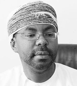 اللهمّ أبدله داراً خيراً من داره، وأهلاً خيراً من أهله، وأدخله الجنّة، وأعذه من عذاب القبر، ومن عذاب النّار. اللهمّ عامله بما أنت أهله، ولا تعامله بما هو أهله. اللهمّ اجزه عن الإحسان إحساناً، وعن الإساءة عفواً وغفراناً. اللهمّ إن كان محسناً فزد من حسناته، وإن كان مسيئاً فتجاوز عن