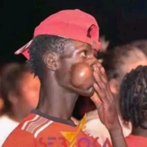 Luos waiting for Raila to become the president of Kenya😅😉