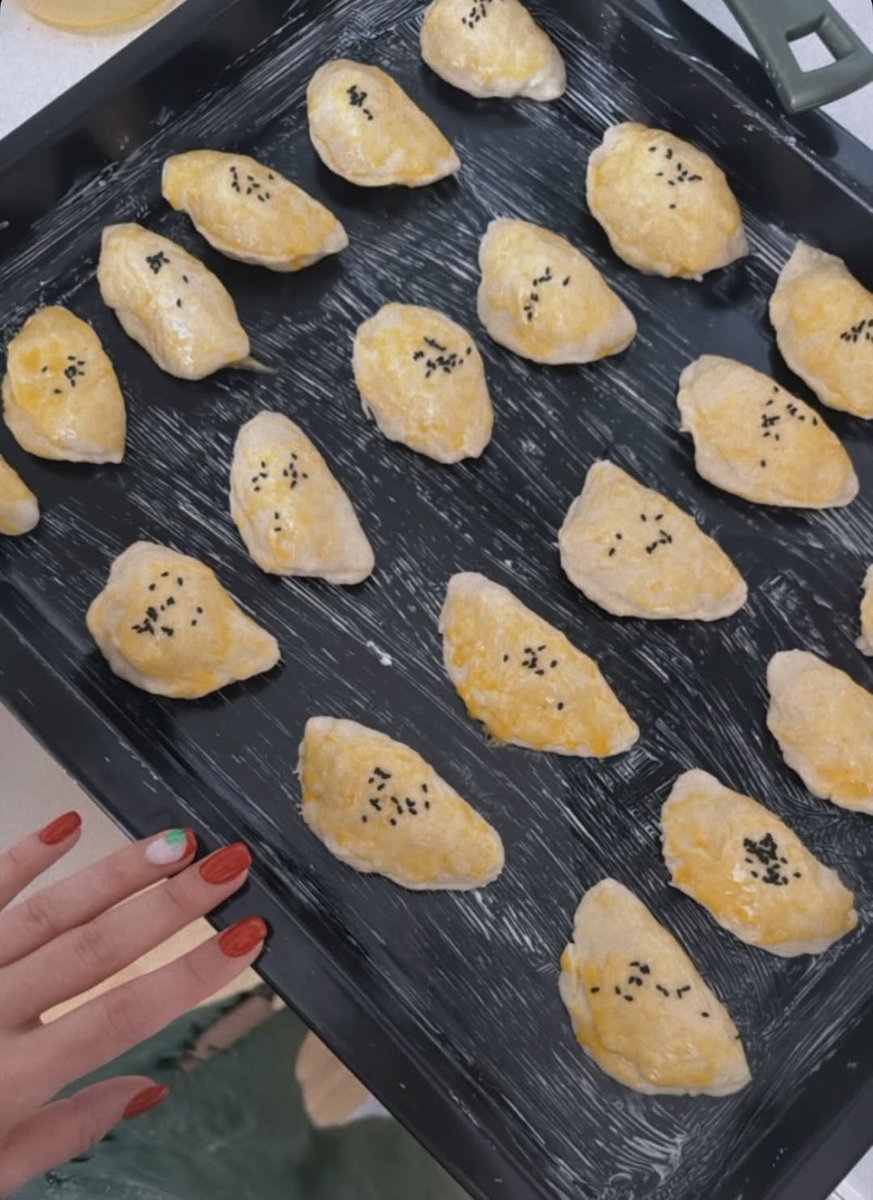 ✨Bu eller sadece tweet atmıyor..