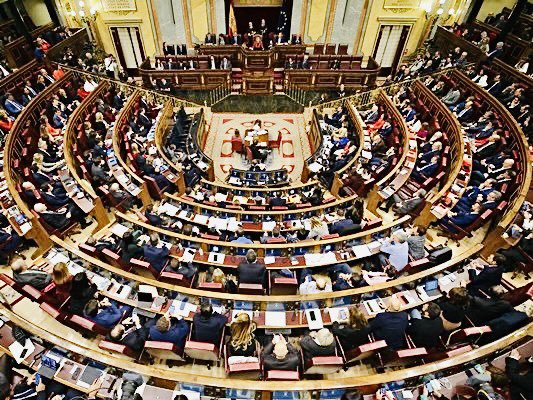 El 81% de los españoles 🇪🇸 pide eliminar el aforamiento de los políticos

👉 ¿estás a favor de eliminarlo o en contra? ⛔️