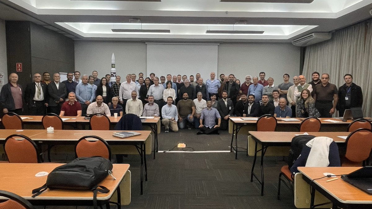 Brasil avança no desenvolvimento do foguete MLBR. O Microlançador Brasileiro realizou com sucesso a Critical Design Review e segue agora para a fase de construção mundogeo.com/2025/06/01/bra…