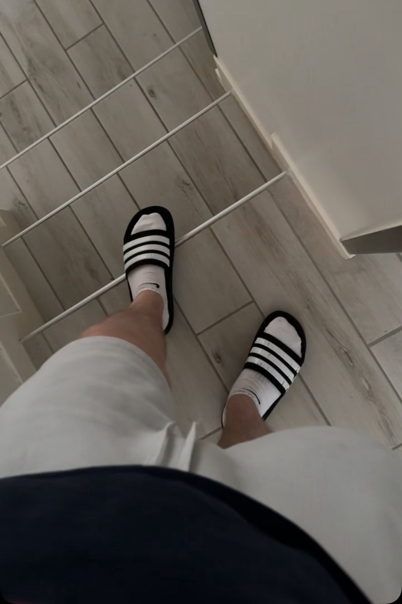 Gayhot37 tweet media