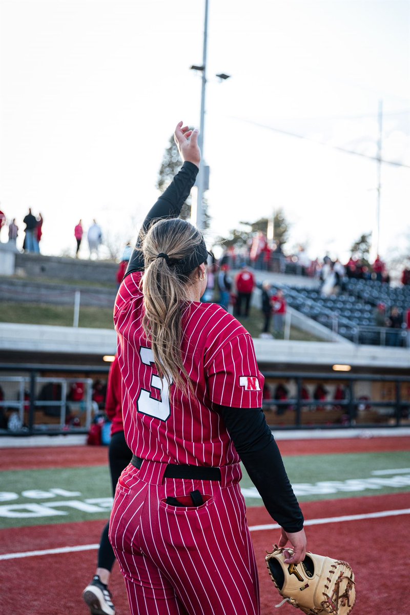 I will be doing lessons this summer in the Lincoln/Omaha area! Hitting &amp; fielding! DM me if interested!