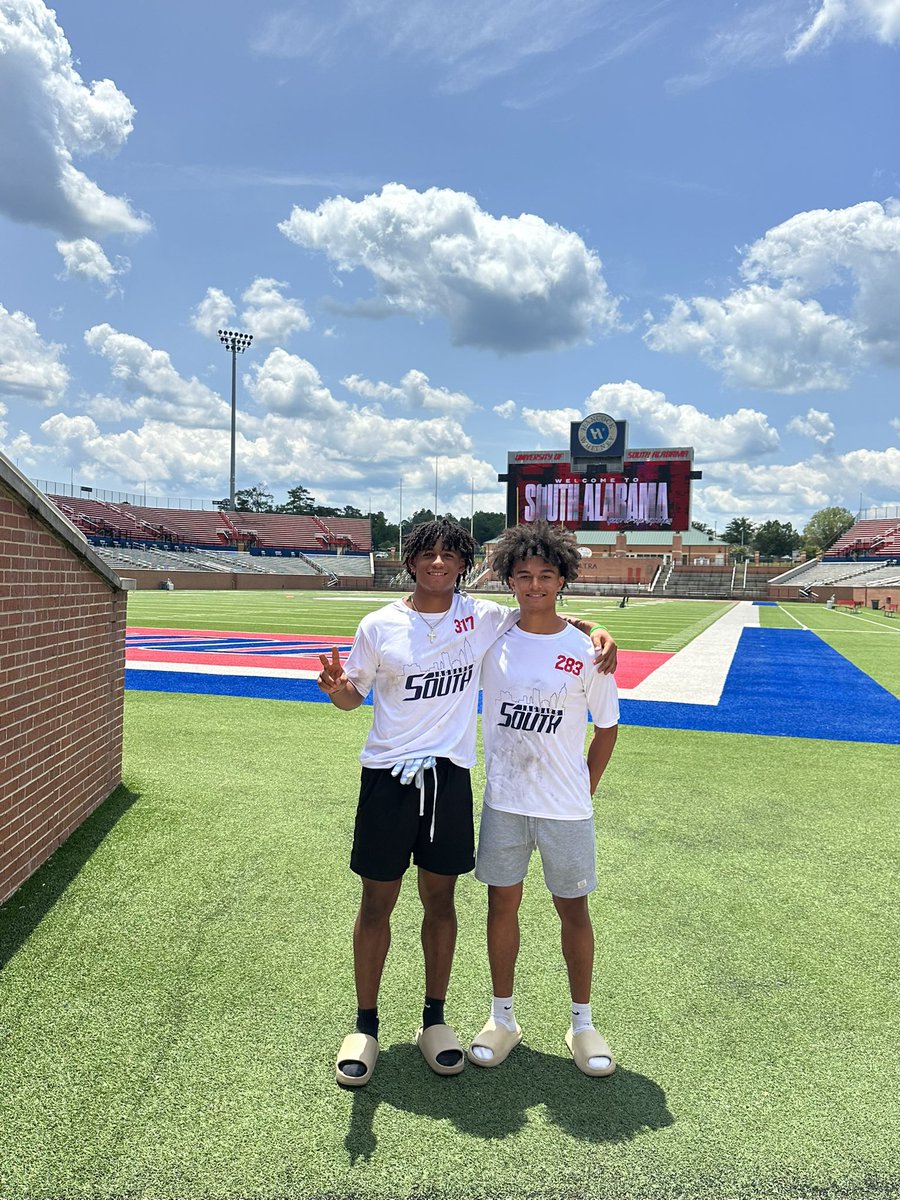 Brody Jones (@brodyjones2026) on Twitter photo Blessed to say that I have received my 4th D-1 offer after a great camp at South Alabama! Go Jags. <a href="/CoachApplewhite/">Major Applewhite</a> <a href="/ScoutFball/">Larry Rudolph</a> <a href="/SOPPRODUCTIONSS/">SOP. PRODUCTIONS</a> <a href="/HallTechSports1/">Hall-Tech Sports</a> <a href="/CoachKaiLopez/">Kai Lopez</a> <a href="/scortopassi13/">Simon Cortopassi</a> <a href="/SGRivers17/">Stephen Rivers</a> <a href="/CoachJLMurray_/">Justin Murray</a> Blessed to say that I have received my 4th D-1 offer after a great camp at South Alabama! Go Jags. <a href="/CoachApplewhite/">Major Applewhite</a> <a href="/ScoutFball/">Larry Rudolph</a> <a href="/SOPPRODUCTIONSS/">SOP. PRODUCTIONS</a> <a href="/HallTechSports1/">Hall-Tech Sports</a> <a href="/CoachKaiLopez/">Kai Lopez</a> <a href="/scortopassi13/">Simon Cortopassi</a> <a href="/SGRivers17/">Stephen Rivers</a> <a href="/CoachJLMurray_/">Justin Murray</a>