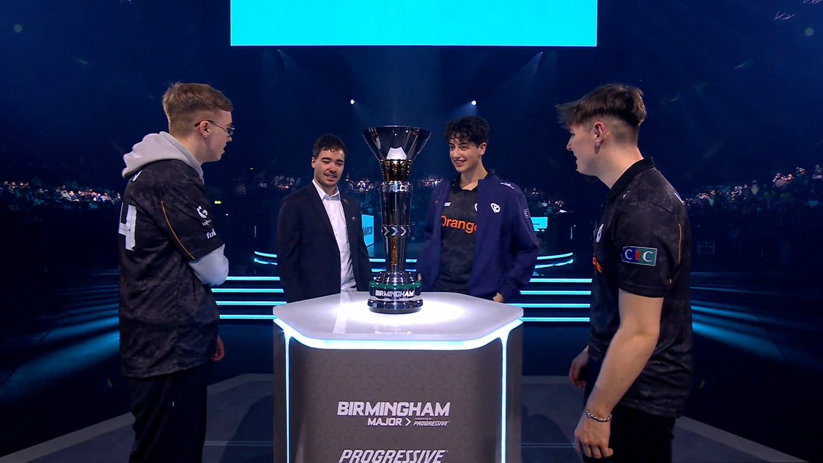 On envoie un gros message avant le Major et les Worlds ! 4-0 contre Dignitas, Champion du dernier Open de la saison RLCS #KCORP