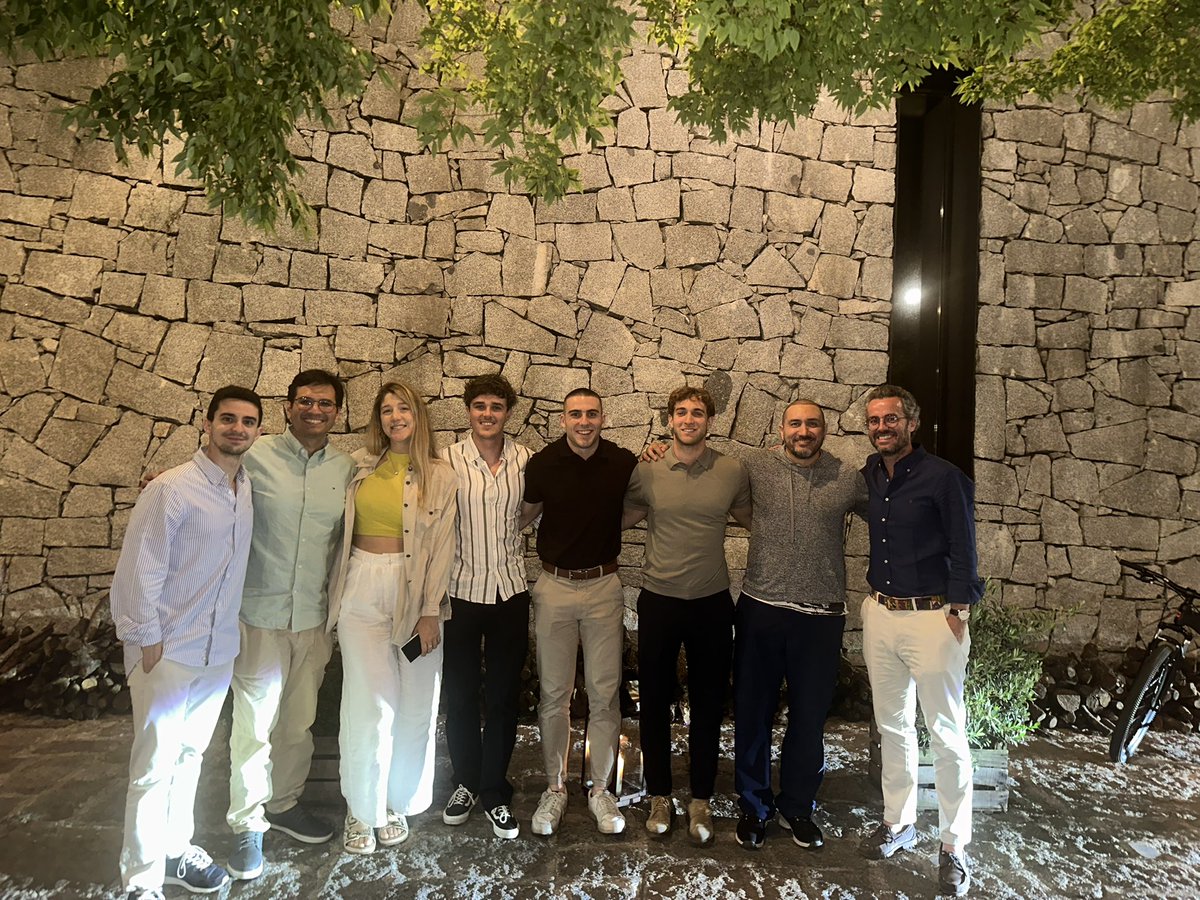 Willy Fernández Jara (@drwillyjara) on Twitter photo Despedimos a los rotantes del mes de mayo del HUFJD <a href="/quironsalud/">quirónsalud</a>: Alex Esnaola, del H.Galkao (Bilbao), Javier Raymundez, del H. Clínico (Zaragoza) y Guillermo Genovés, del H.Manises (Valencia)
Ha sido un placer teneros en nuestra sección de MSK y os deseo lo mejor Despedimos a los rotantes del mes de mayo del HUFJD <a href="/quironsalud/">quirónsalud</a>: Alex Esnaola, del H.Galkao (Bilbao), Javier Raymundez, del H. Clínico (Zaragoza) y Guillermo Genovés, del H.Manises (Valencia)
Ha sido un placer teneros en nuestra sección de MSK y os deseo lo mejor