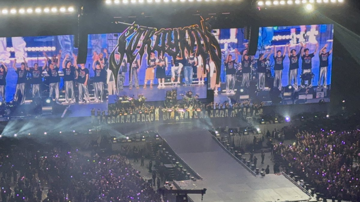 chris || missing skz n p1h 🌟 tweet media