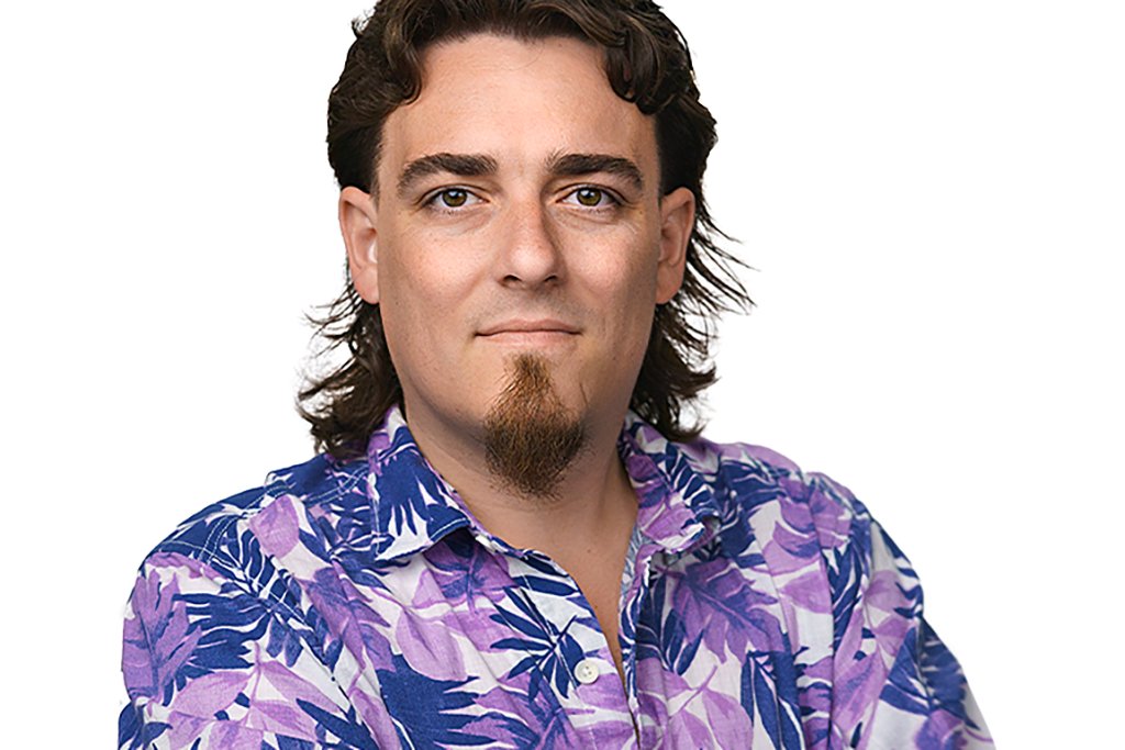 🚨 BREAKING: Palmer Luckey, miliardario della tecnologia della difesa, investe in Atticus, startup di stablecoin stealth valutata 2 miliardi di dollari.