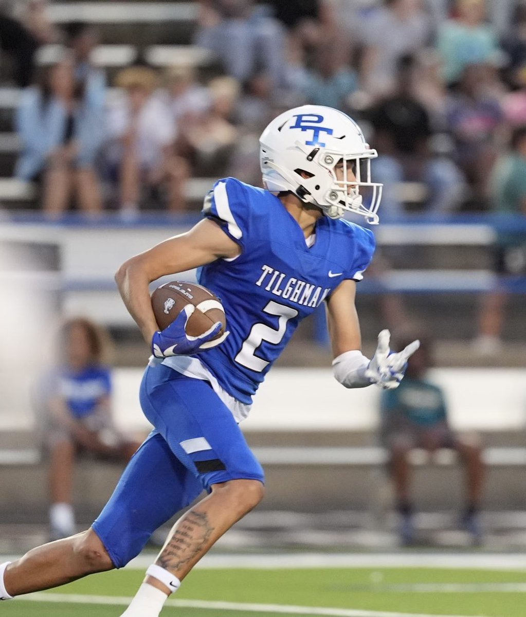 Ricco Hughes (@kyfuturestars) on Twitter photo Huge congratulations to Kentucky Future Stars alum and former MVP Avery Thompson on receiving an offer from Miami Ohio University! Zero boundaries for this extremely talented hard working rising sophomore! #Brotherhood🏈<a href="/MiamiOHFootball/">Miami Football</a> <a href="/Avery_Thomp2/">Avery Thompson</a> <a href="/AlPopsFootball/">𝐀𝐋 𝐏𝐨𝐩𝐬</a> <a href="/coachthomp9/">Coach Thomp</a> Huge congratulations to Kentucky Future Stars alum and former MVP Avery Thompson on receiving an offer from Miami Ohio University! Zero boundaries for this extremely talented hard working rising sophomore! #Brotherhood🏈<a href="/MiamiOHFootball/">Miami Football</a> <a href="/Avery_Thomp2/">Avery Thompson</a> <a href="/AlPopsFootball/">𝐀𝐋 𝐏𝐨𝐩𝐬</a> <a href="/coachthomp9/">Coach Thomp</a>