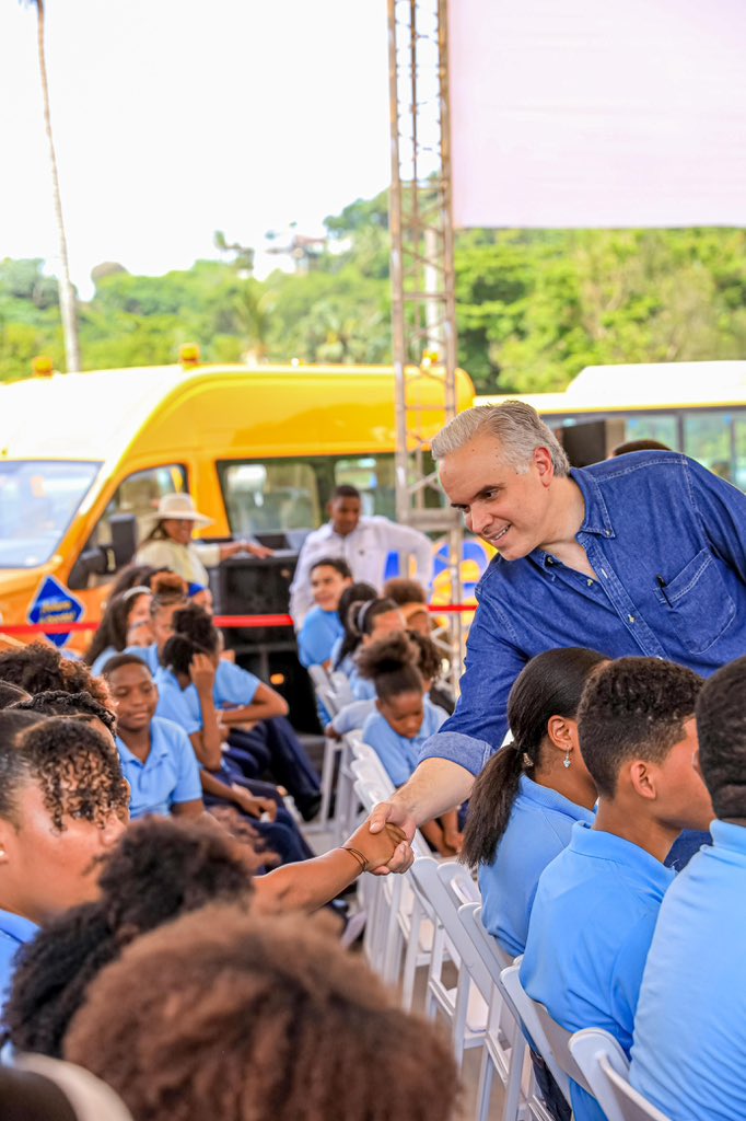 Ya van más de 34.5 millones de viajes gratuitos.
Cada uno es más que un traslado, es acceso, es oportunidad, es futuro para miles de estudiantes y sus familias. 🇩🇴