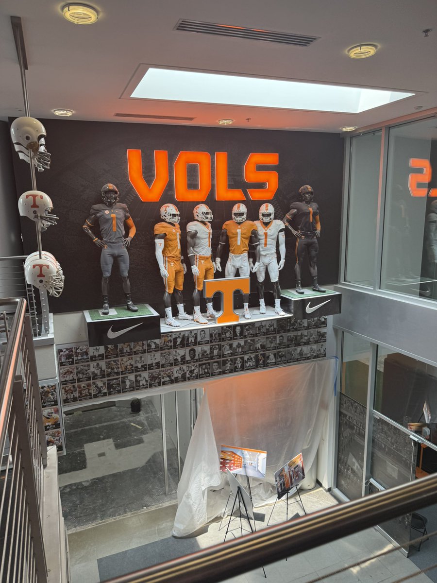 StevenLeBlanc (@streaminsteven) on Twitter photo Great camp <a href="/Vol_Football/">Tennessee Football</a> glad I could compete!!
<a href="/QBHouse55/">Coach Bj Hall</a> <a href="/jared_peery/">Jared Peery</a> #qbhouseretreat25 Great camp <a href="/Vol_Football/">Tennessee Football</a> glad I could compete!!
<a href="/QBHouse55/">Coach Bj Hall</a> <a href="/jared_peery/">Jared Peery</a> #qbhouseretreat25