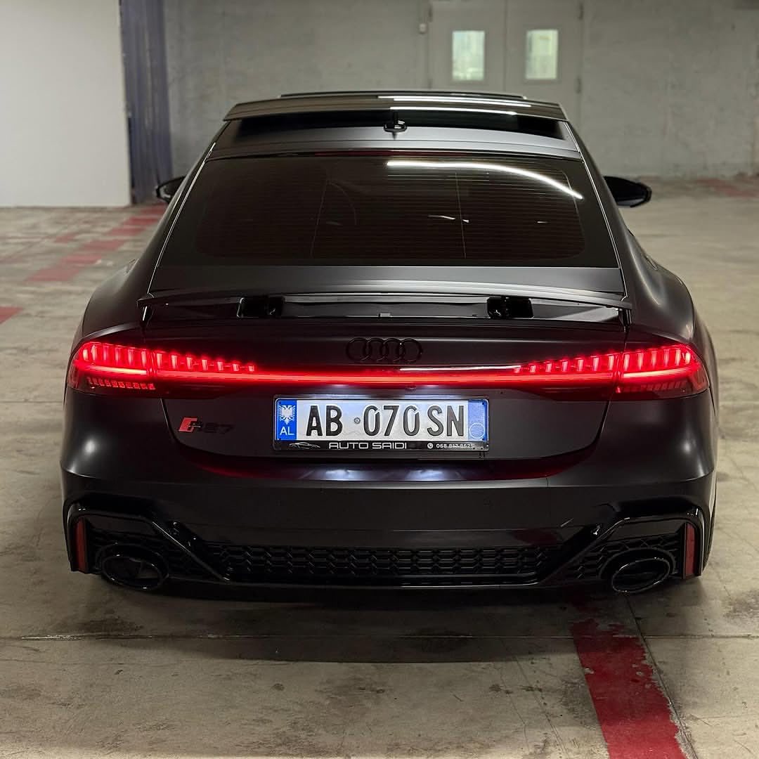 nocarcontext's tweet photo. Audi RS7 🖤🖤 https://t.co/vZ4XJxZLMM