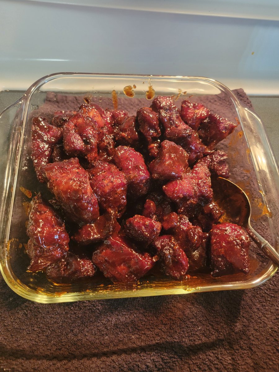 Small pieces are just a liiiittttle bit too dry, but still some delicious meat candy!!