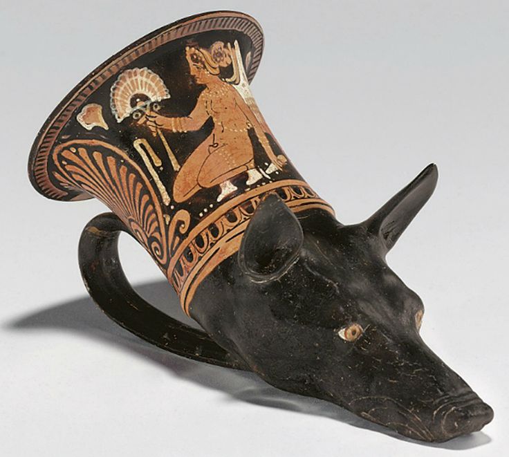 Red-figure rhyton in the shape of a Laconian hound’s head. Ca. 340 BC.

Ἀντισθένης τοὺς πόνους ἔφησεν ὁμοίους εἶναι κυσί· καὶ γὰρ ἐκεῖνοι τοὺς ἀσυνήθεις δάκνουσιν.
-
Antisthenes said that tasks are like dogs: for they too bite those unfamiliar with them.