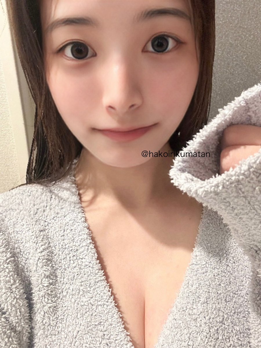 おはようございます🥱
たくさん褒めてもらえて、なんだかお肌の調子まで良くなった気がします…🩵

嬉しい気持ちのまま、
今日は朝から編集がんばります🧸💕 https://t.co/TncmqvuH85