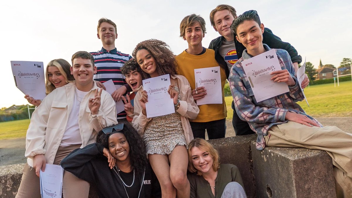 Falta 1 dia para o início das filmagens do filme de Heartstopper 🍂❤️