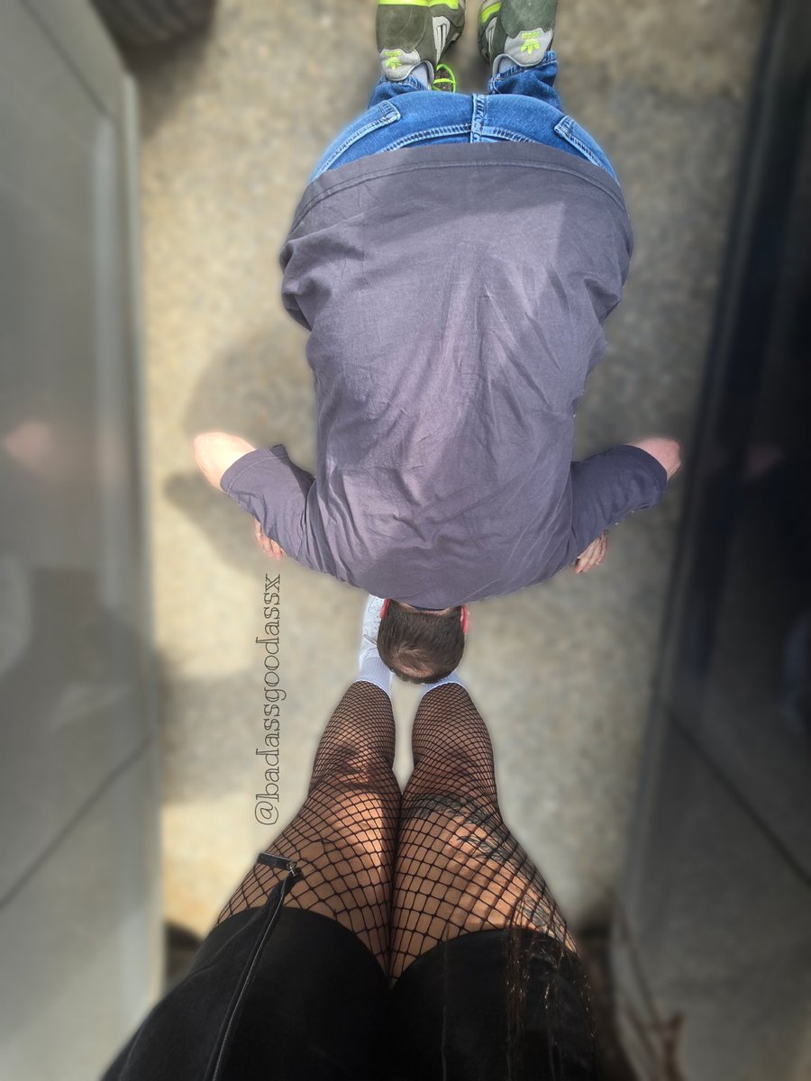 Was für ein toller Abschluss 
Wie schüchtern und aufgeregt er war - soll ich ihn nächstes mal in den KG sperren? 

Empfehlt mal gute Strap On's 🫶