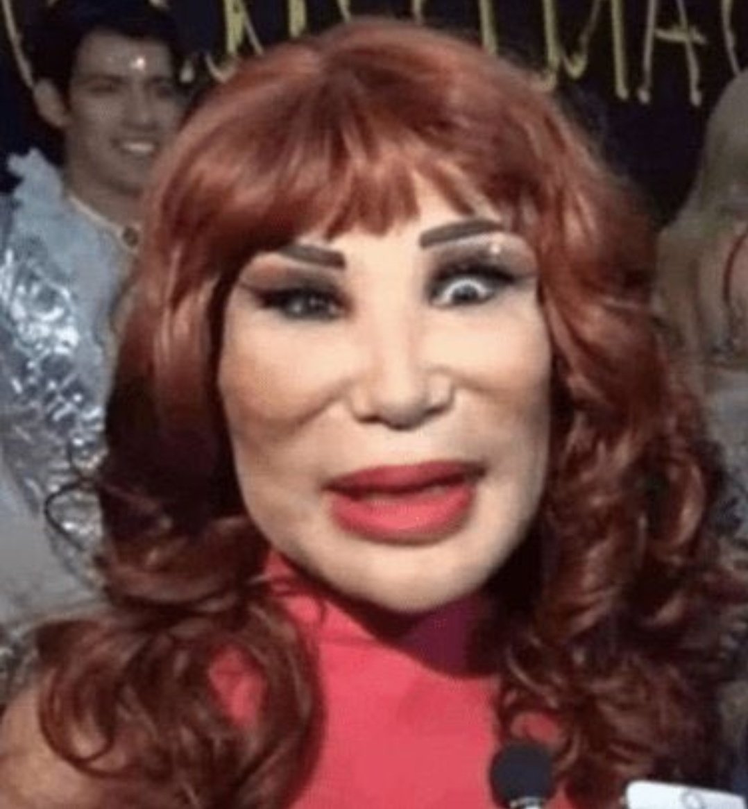 Yo tratando de disimular que me empedé con una caguami: