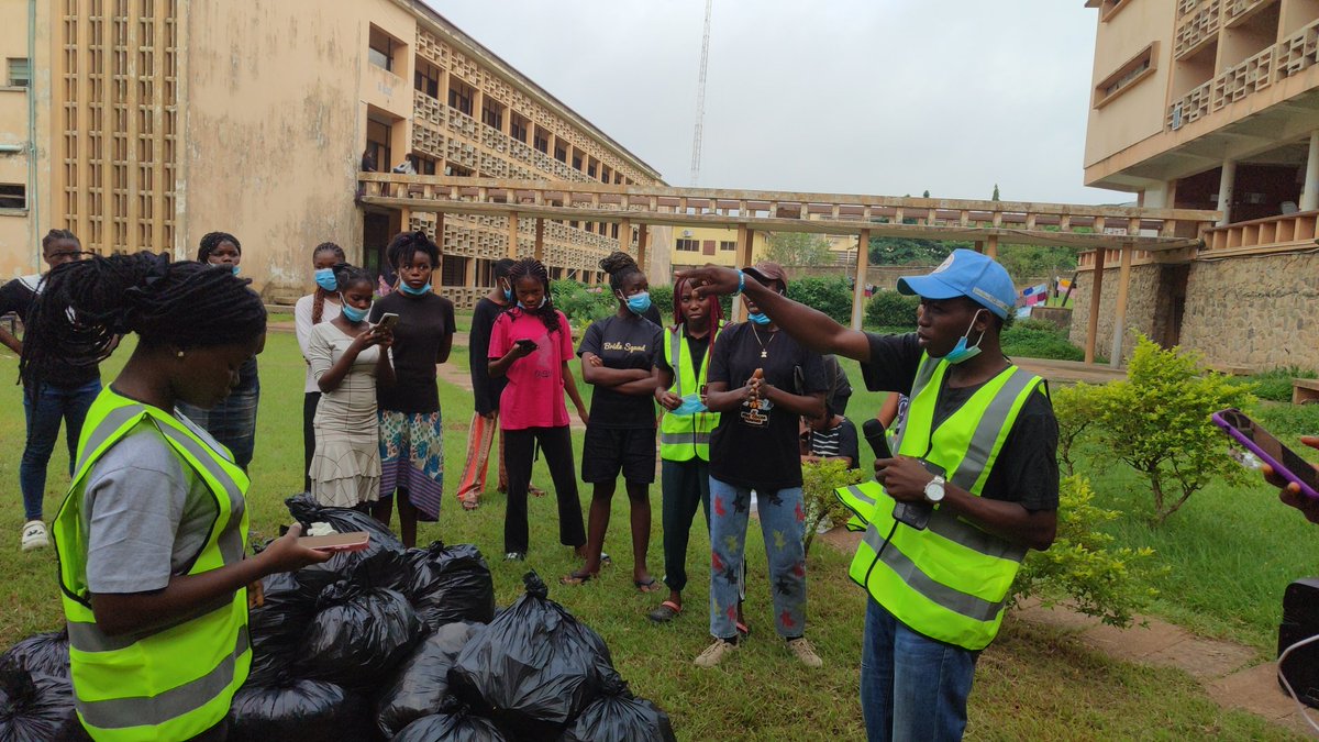 greenclubui's tweet photo. We pulled up. We cleaned up. We showed up for the planet. 💚
We took the first step in turning awareness into action. Our Cleanup was a declaration: we won’t wait for change, we’ll lead it.

Shout out to every member who brought the energy &amp; green spirit. You made this count.🔥 https://t.co/0Hvaye6jpG