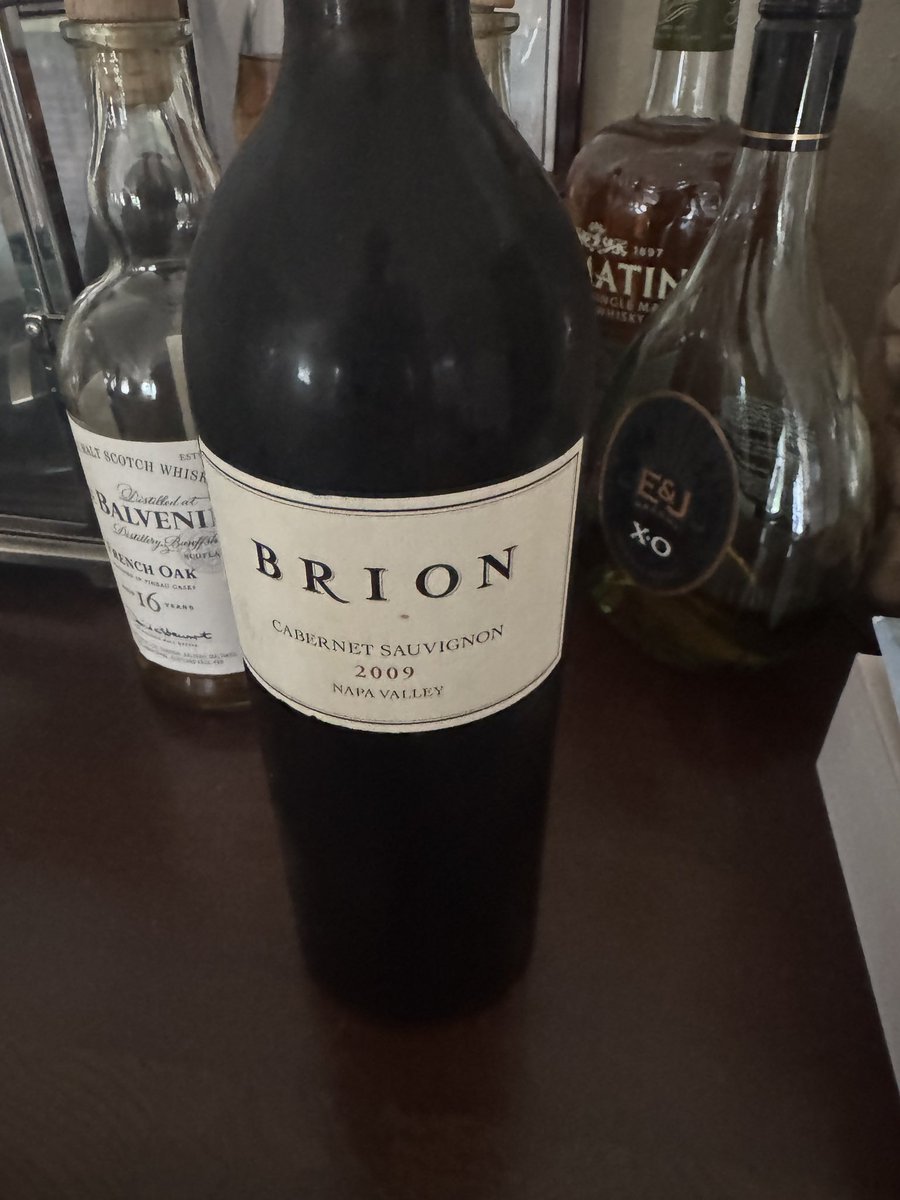 Can’t make up my mind! The Grand Crus are too young so l’ll go with the 2009 Brion from BWise. Ever heard of it?