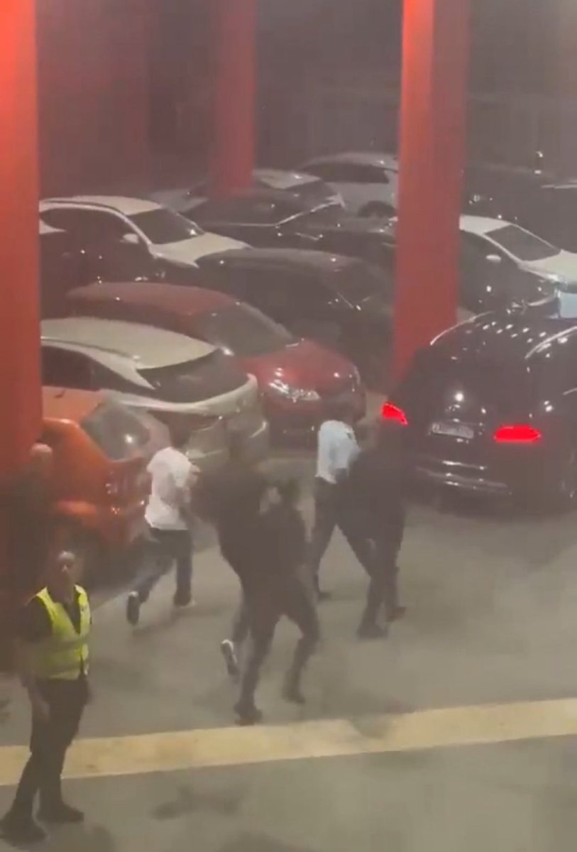 IKB_90's tweet image. 2 ΥΠΕΡΟΧΑ κλικ μέσα σε διάστημα μιας βδομάδας, που αποτυπώνουν πλήρως τον μέσο Παναθηναϊκό. 

Ευχαριστούμε Δημητρη για το υλικό! 
#OlympiacosΒC #paobc