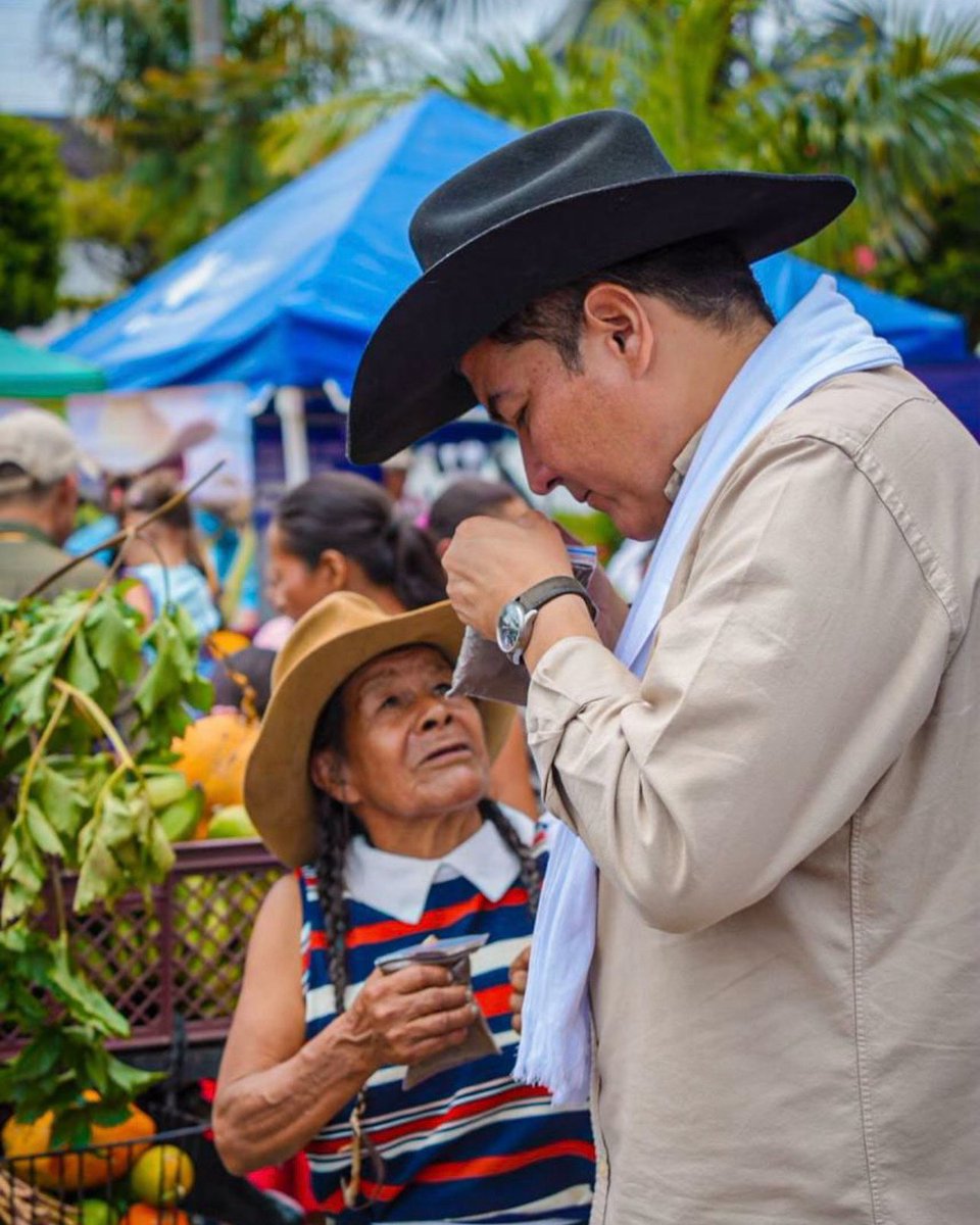 HugoArchilaS's tweet image. Dios bendiga y proteja todos los días a nuestros campesinos y campesinas de Casanare y Colombia; 🙏🏻gracias a ellos hay un plato de comida en cada mesa… Sólo merecen nuestro respeto y admiración. 👏🏻 Feliz #DíaDelCampesino #UnidosTenemosFuturo 🚩